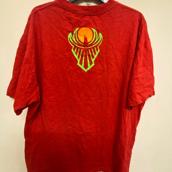 Used T shirt with Design - Picture 3 of 3